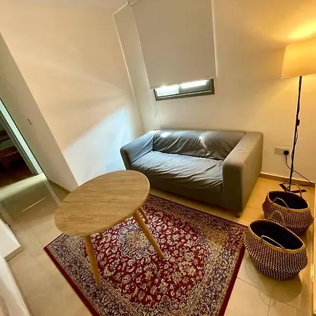 Apartment Demetra 1 Bdr Down Town By Platform 357 *