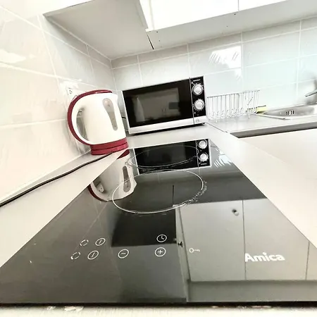 Apartment Demetra 1 Bdr Down Town By Platform 357 *