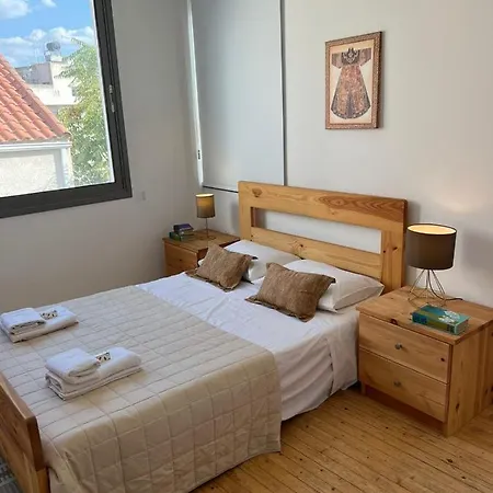 Apartment Demetra 1 Bdr Down Town By Platform 357 *