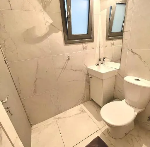 Lägenhet Demetra 1 Bdr Down Town Nicosia